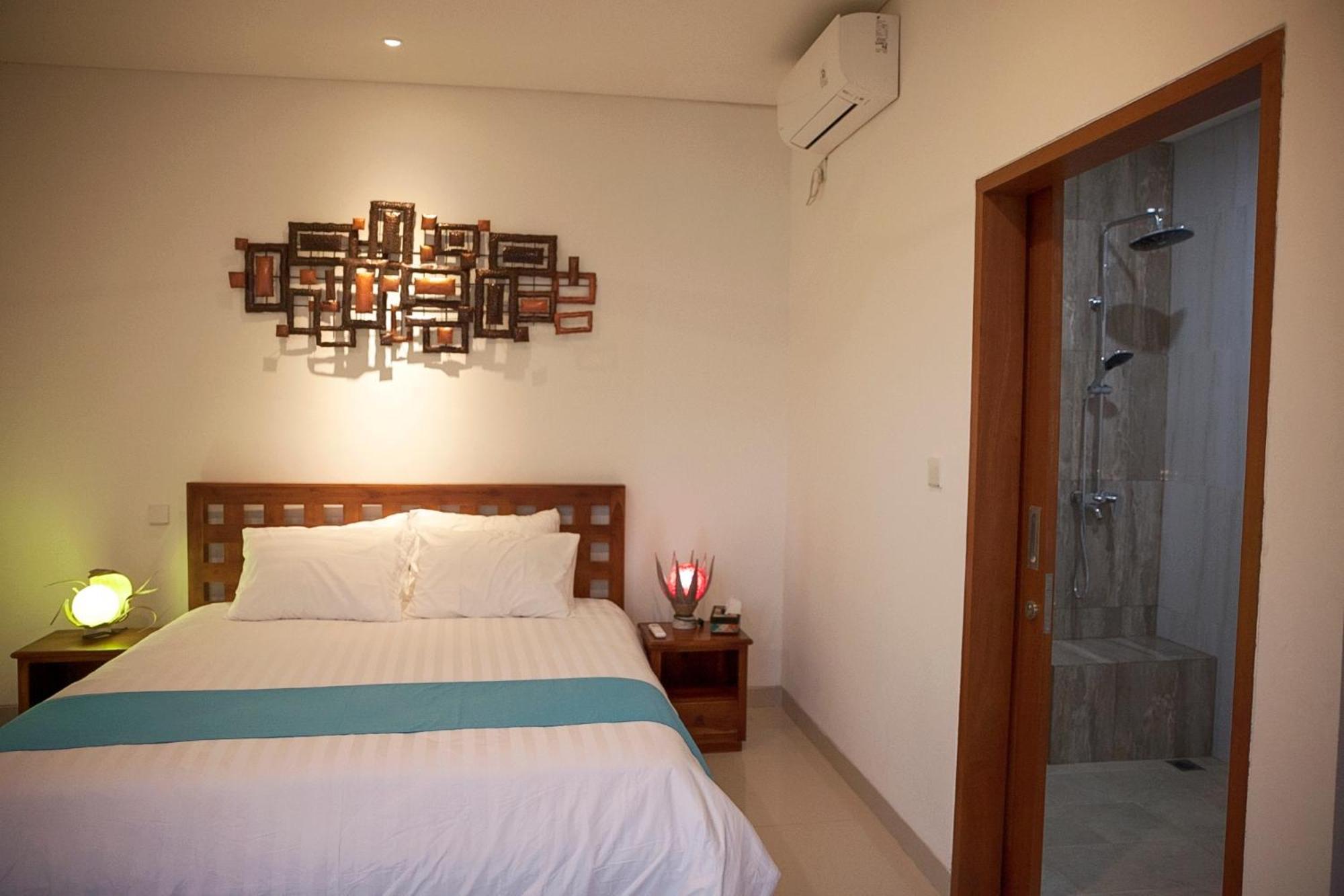 Pineapple Villa Sanur Exterior photo