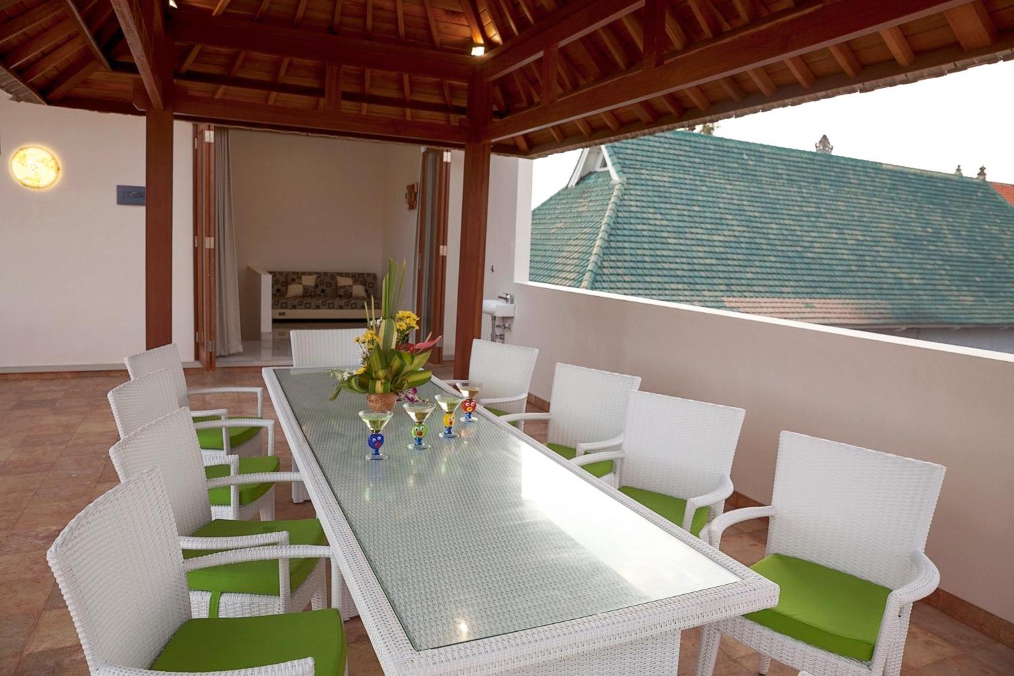 Pineapple Villa Sanur Exterior photo