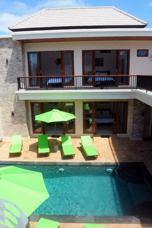 Pineapple Villa Sanur Exterior photo