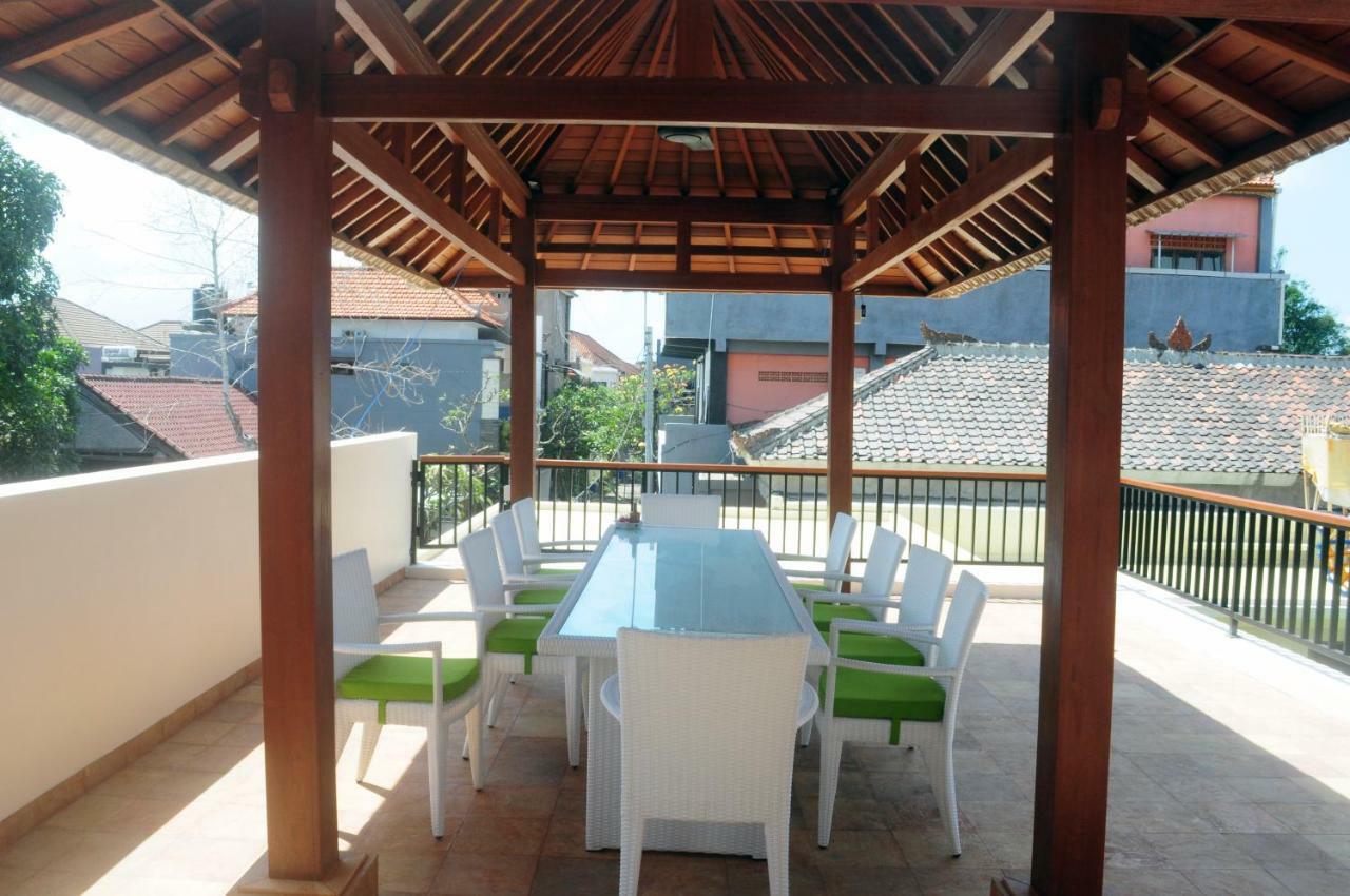 Pineapple Villa Sanur Exterior photo