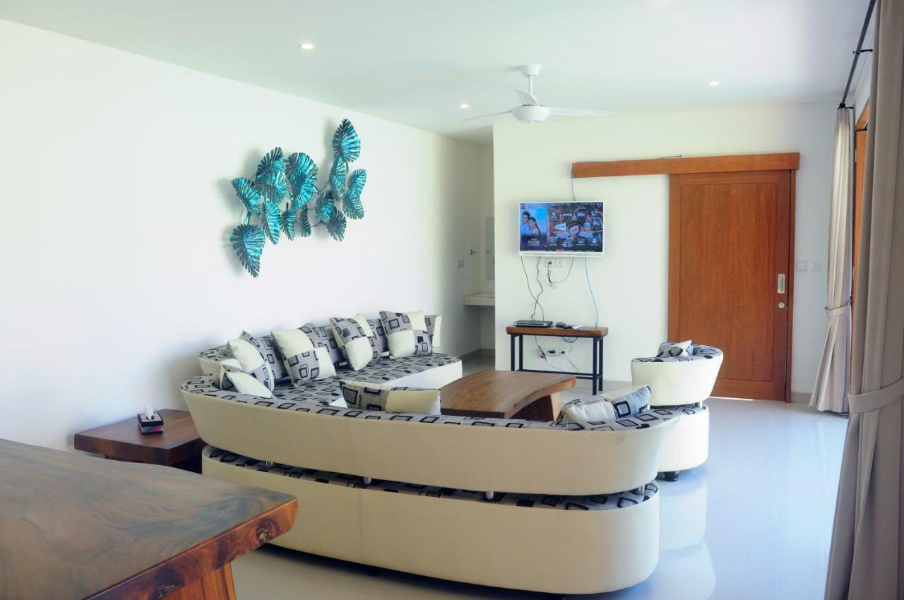Pineapple Villa Sanur Exterior photo